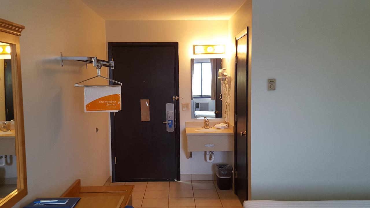 Rodeway Inn בוזמן מראה חיצוני תמונה