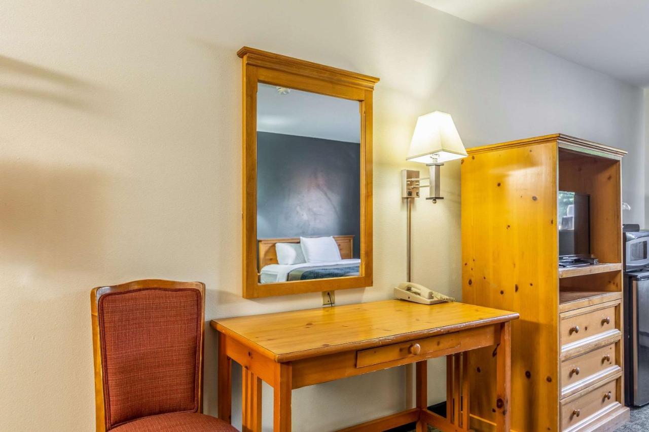 Rodeway Inn בוזמן מראה חיצוני תמונה